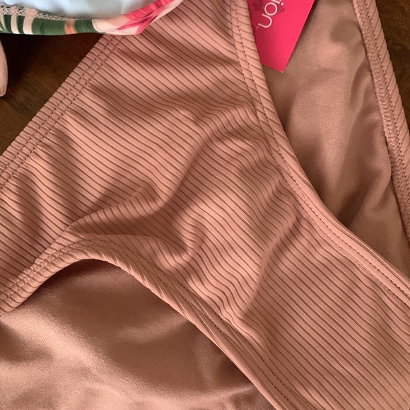 Womens bikini - Picture 4 of 5